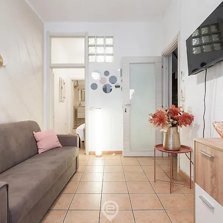 아파트 Corner - Nicola